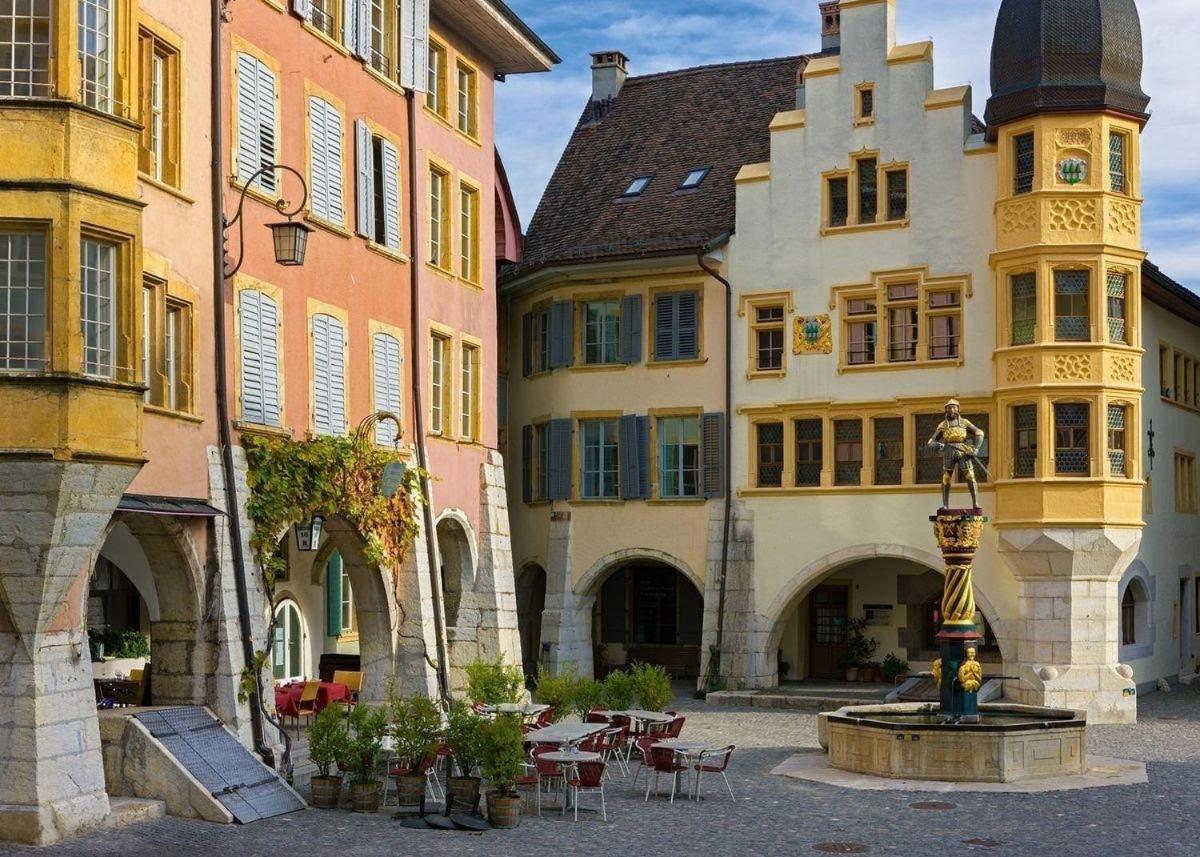 Haus De Philosophe Et Compositeur Rousseau Biel Kültér fotó